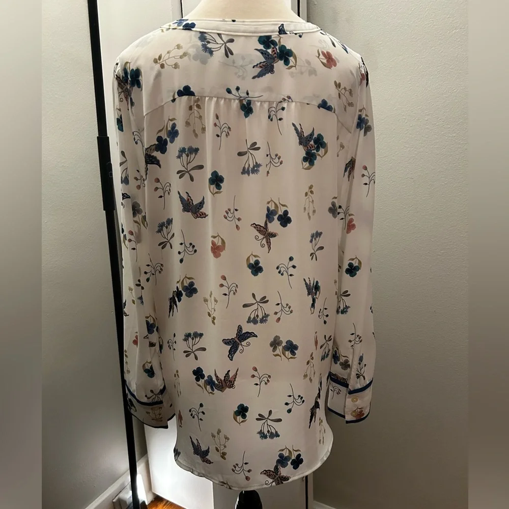 Ann Taylor LOFT Size Medium Sheer Floral Spring Colorful Blouse - Picture 4 of 8